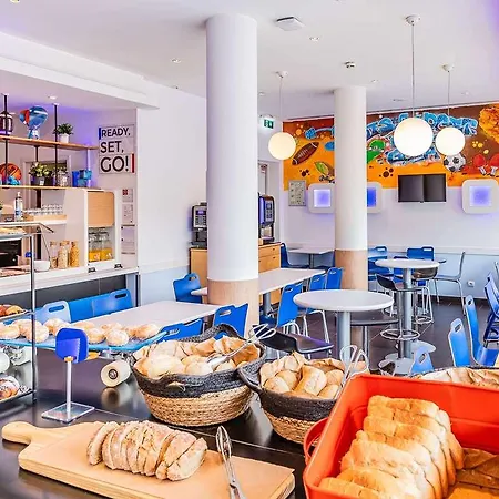 Hotel Ibis Budget Porto Gaia 